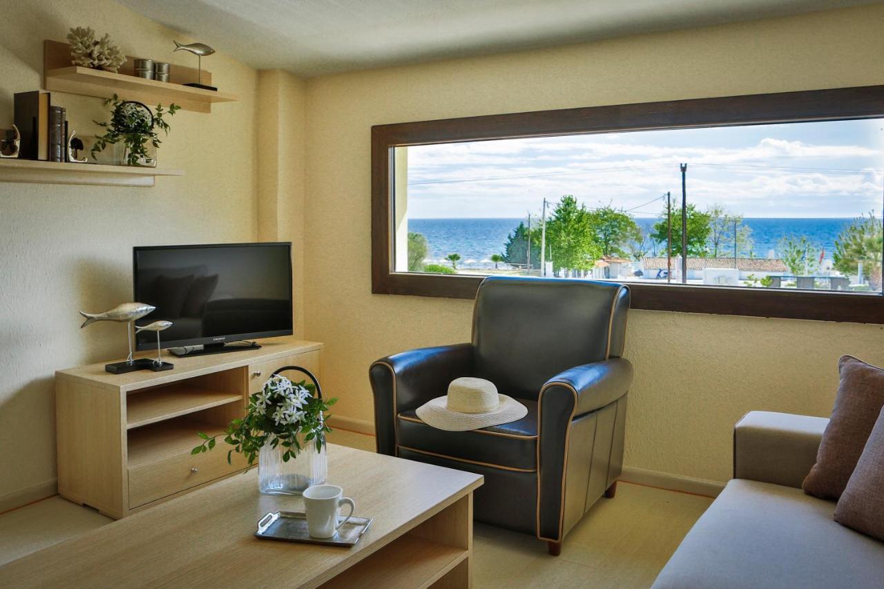 Stigmes Villas & Suites Nea Skioni Esterno foto