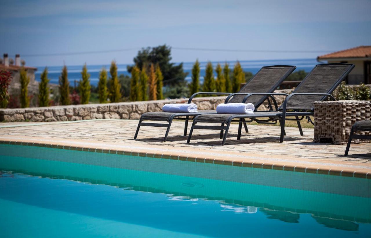 Stigmes Villas & Suites Nea Skioni Esterno foto