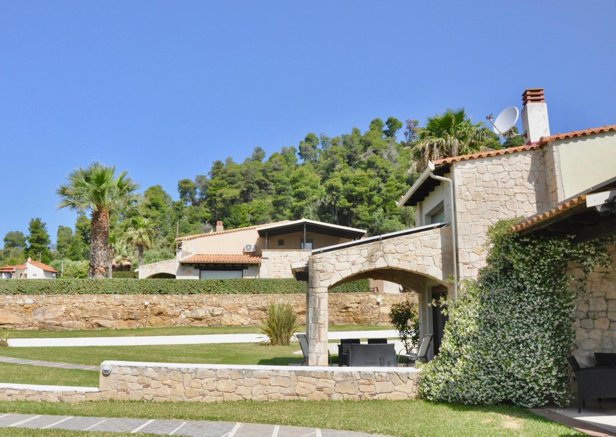 Stigmes Villas & Suites Nea Skioni Esterno foto