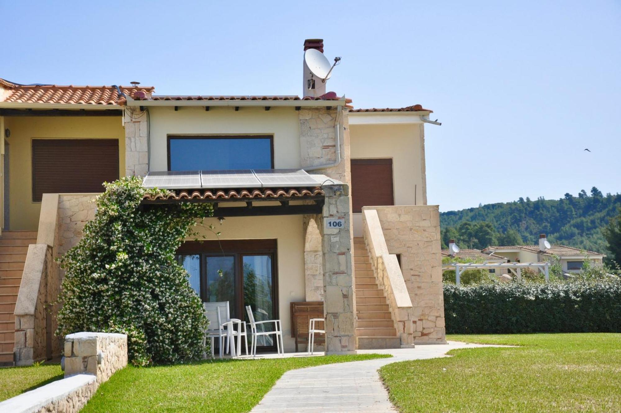 Stigmes Villas & Suites Nea Skioni Esterno foto