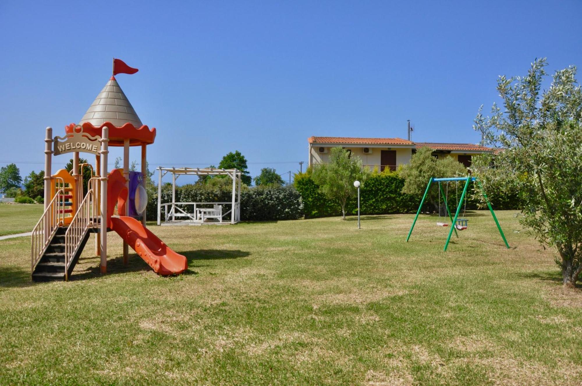 Stigmes Villas & Suites Nea Skioni Esterno foto