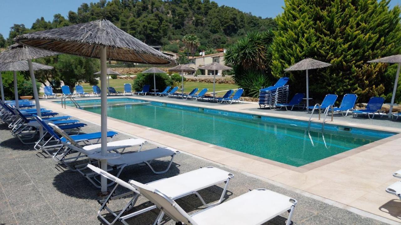 Stigmes Villas & Suites Nea Skioni Esterno foto